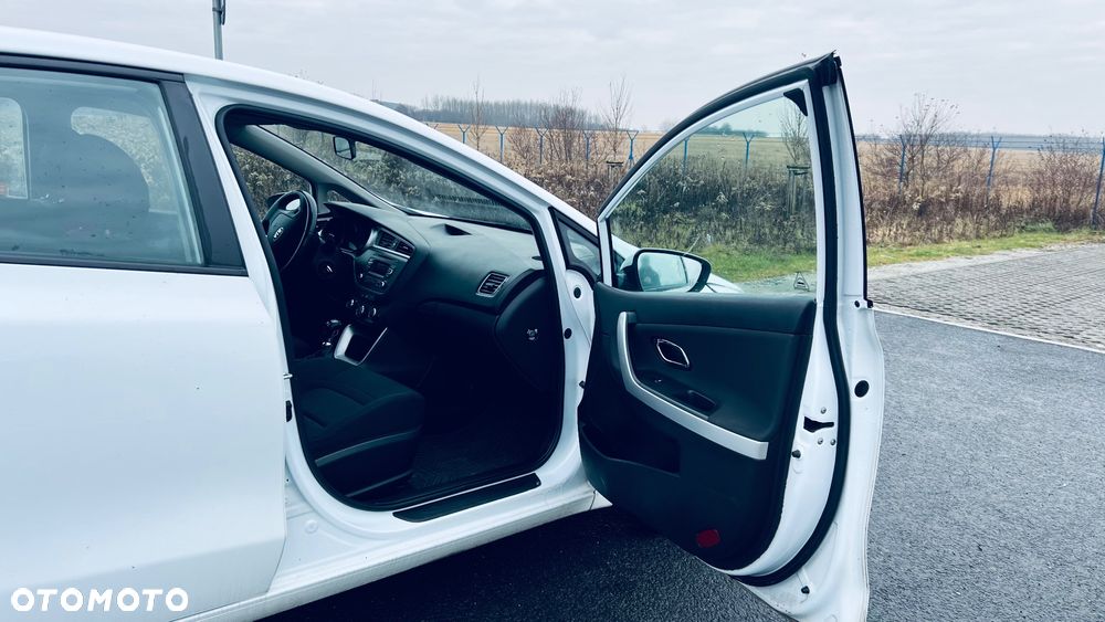 Kia Ceed 1.4 CRDi M - 22