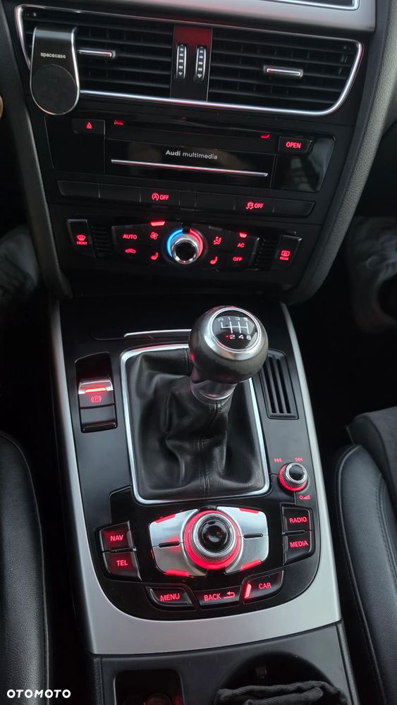 Audi A4 Avant - 20