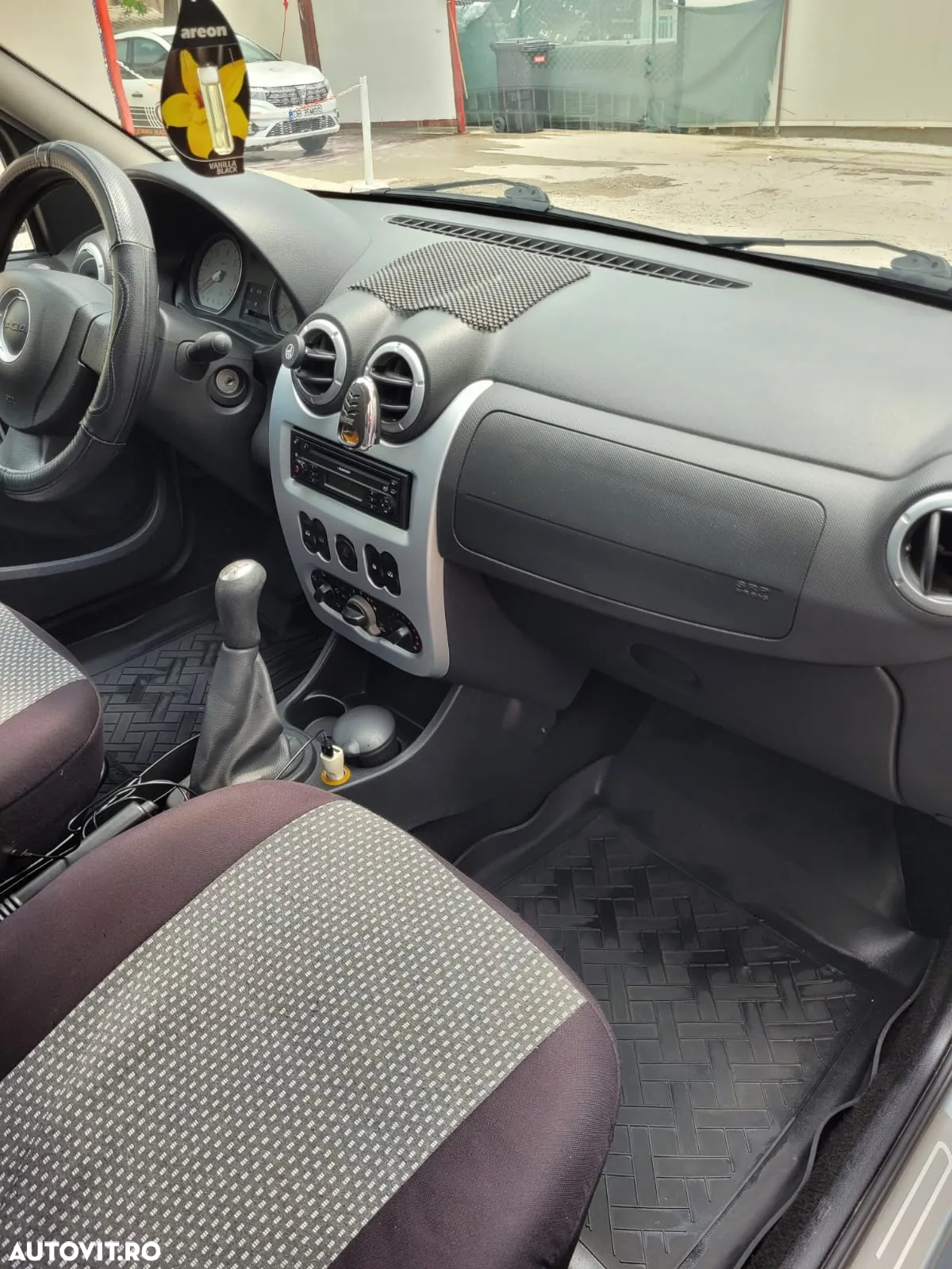Dacia Logan - 13