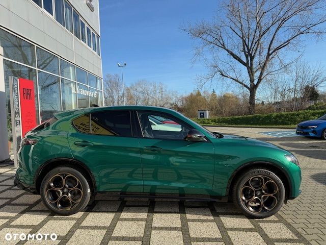 Alfa Romeo Stelvio 2.0 Turbo Intensa Q4 - 6