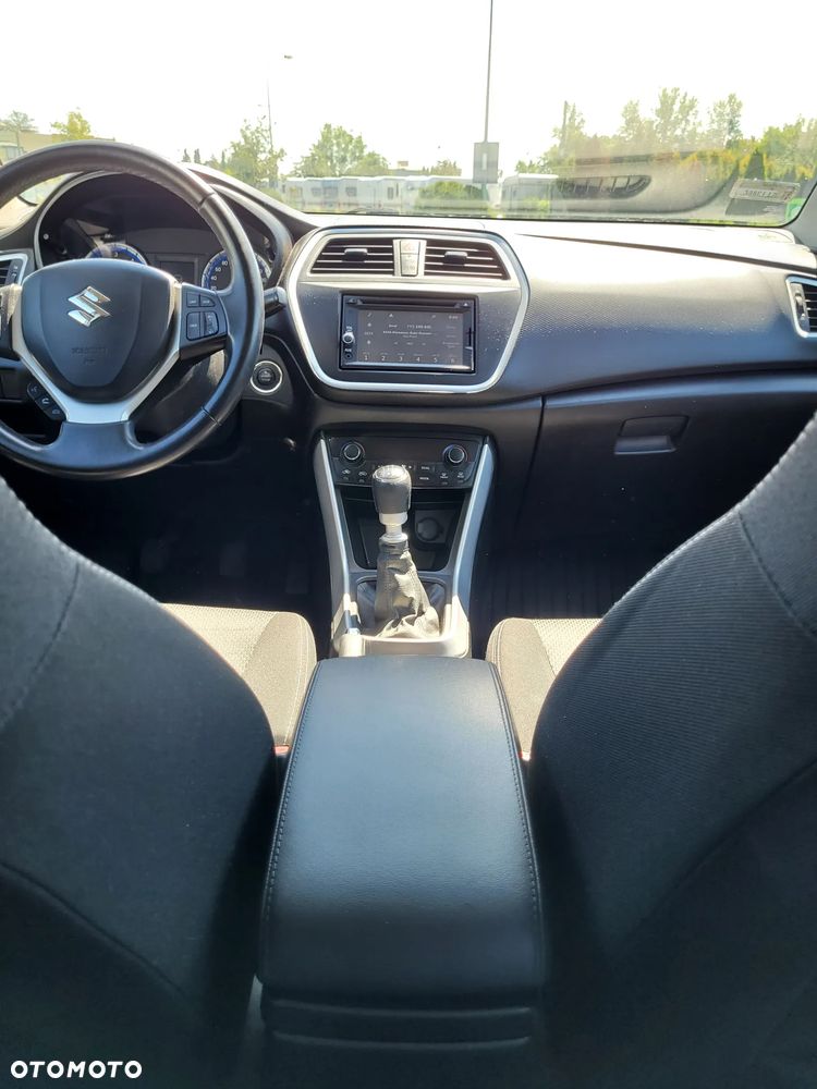 Suzuki SX4 S-Cross - 15