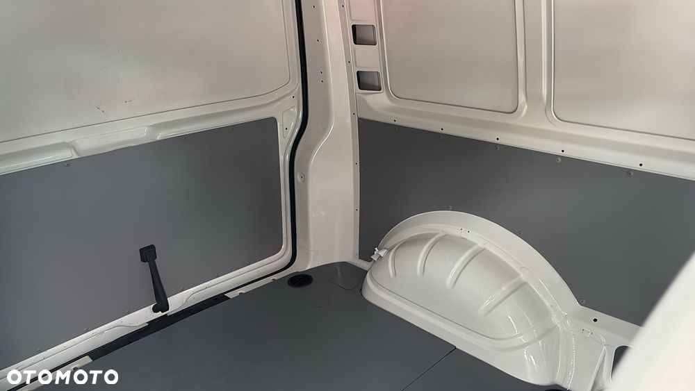 Volkswagen Transporter L2H1 Mixt - 28