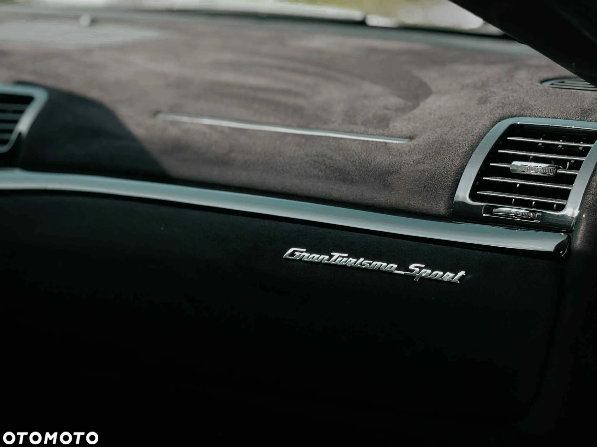 Maserati GranTurismo S Automat - 21