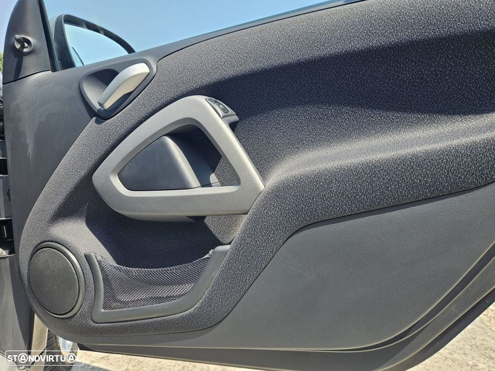 Smart ForTwo Coupé 1.0 mhd Passion 71 - 30