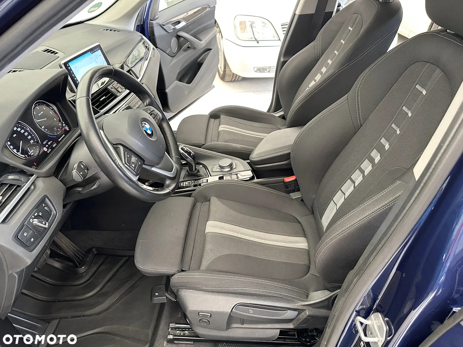 BMW X1 xDrive20d xLine - 7