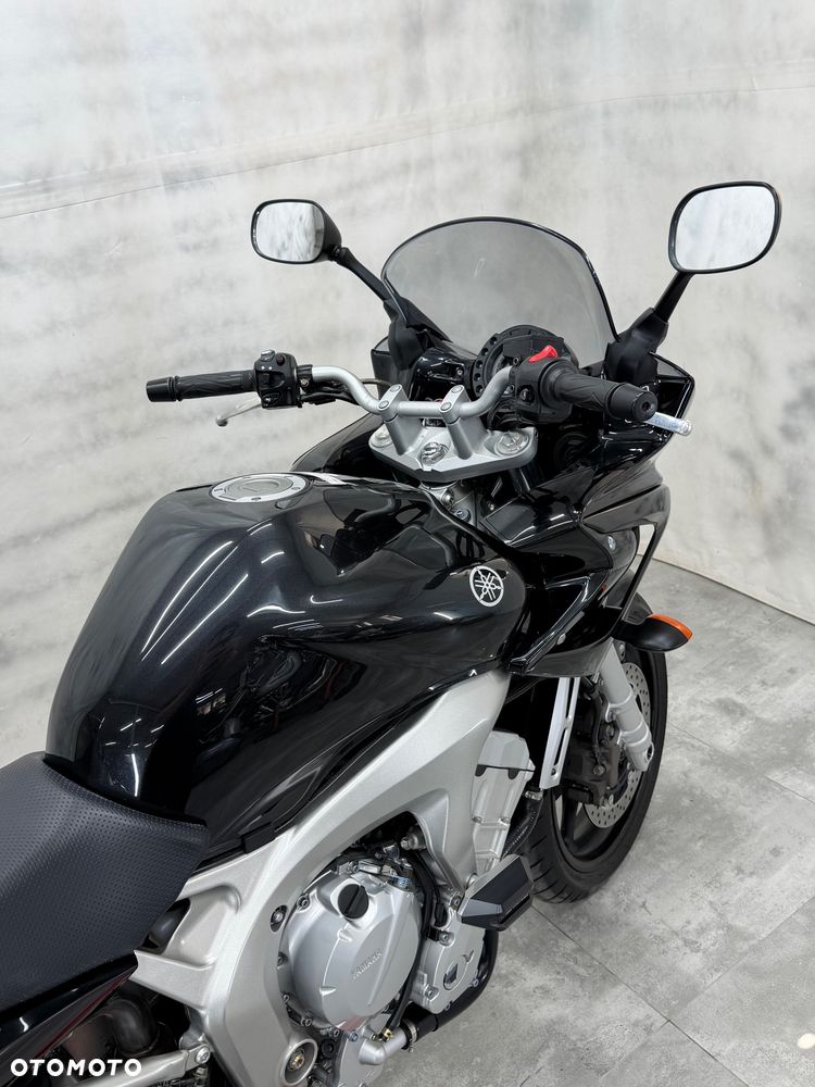 Yamaha FZ6 - 11