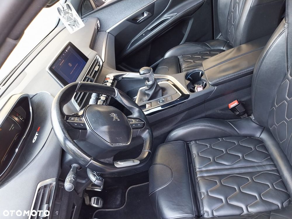 Peugeot 3008 1.2 PureTech GPF Allure S&S - 27