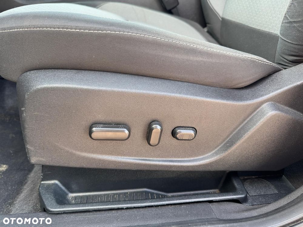 Ford Escape - 12