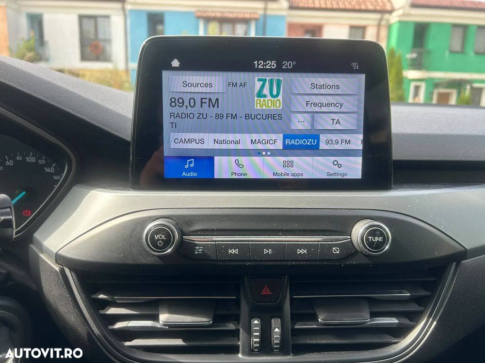 Ford Focus 1.0 EcoBoost Connected - 18