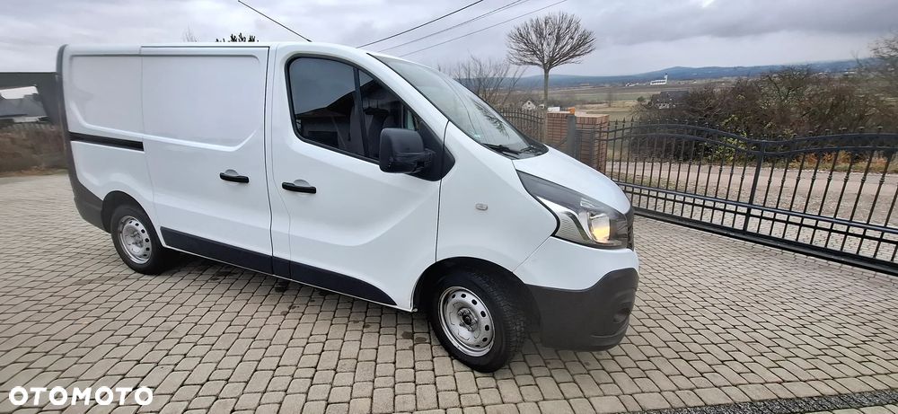 Renault Trafic - 10