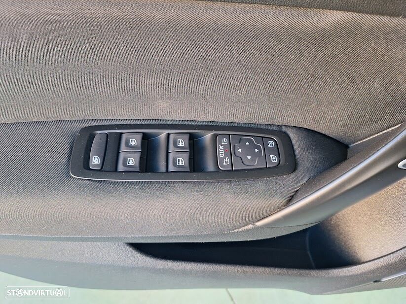 Renault Mégane Sport Tourer 1.3 TCe Limited - 12
