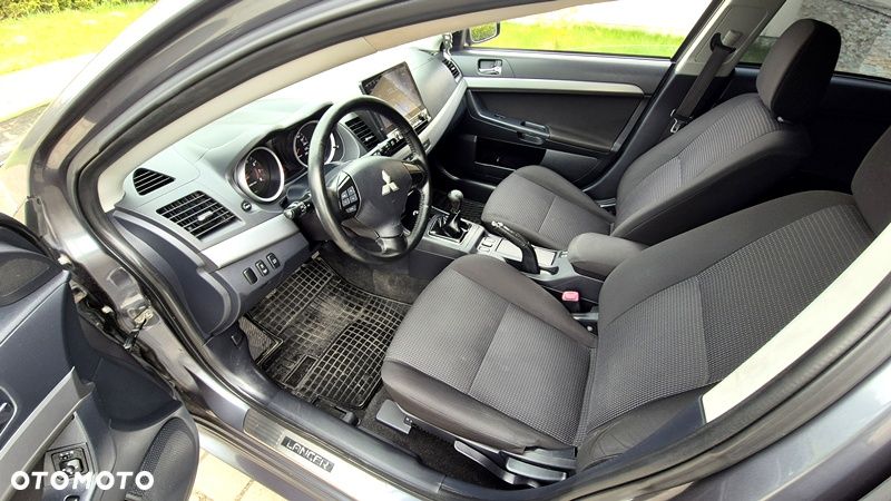 Mitsubishi Lancer 1.6 ClearTec Invite - 14