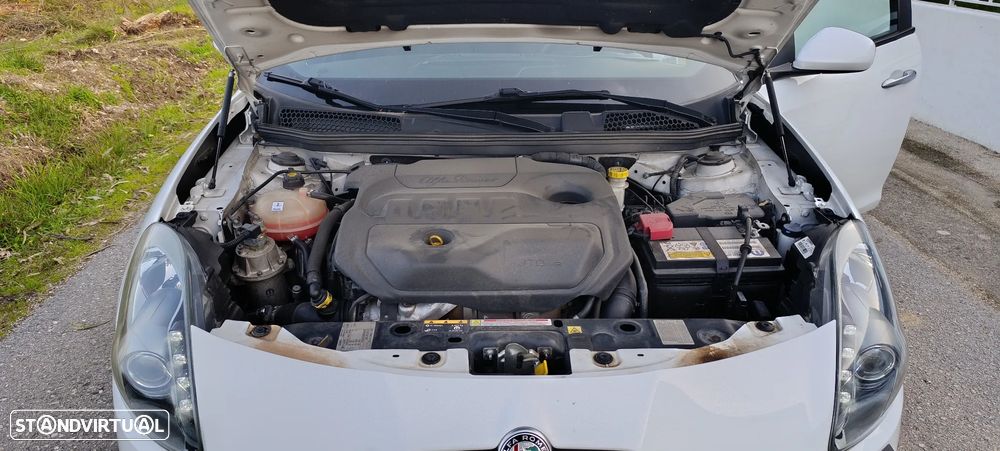 Alfa Romeo Giulietta 1.6 JTDM Sport - 17