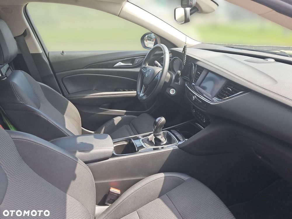 Opel Insignia 1.5 T Elite S&S - 11