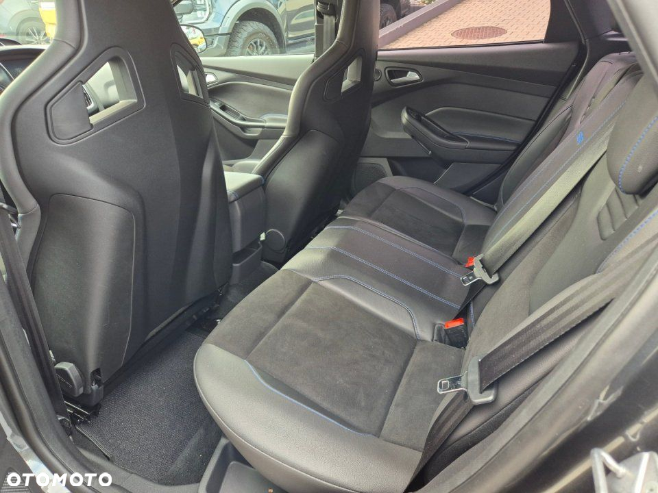 Ford Focus - 15