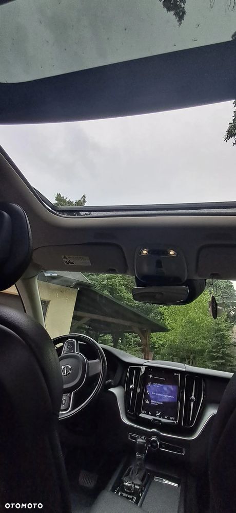 Volvo XC 60 T6 AWD Momentum - 8