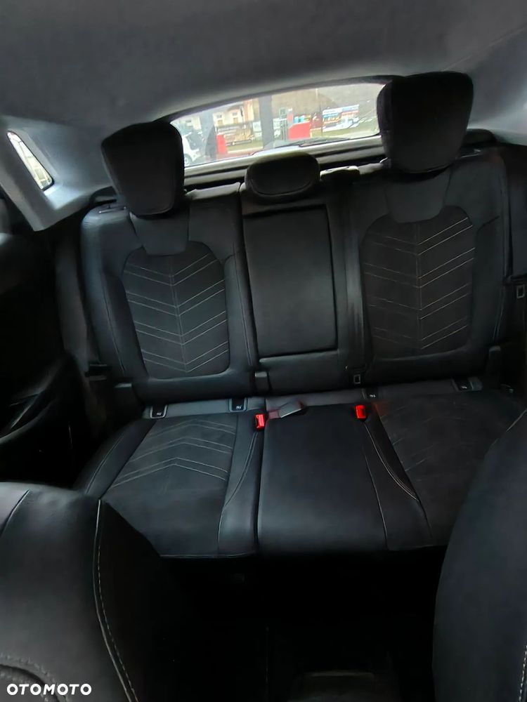 Opel Grandland X - 30