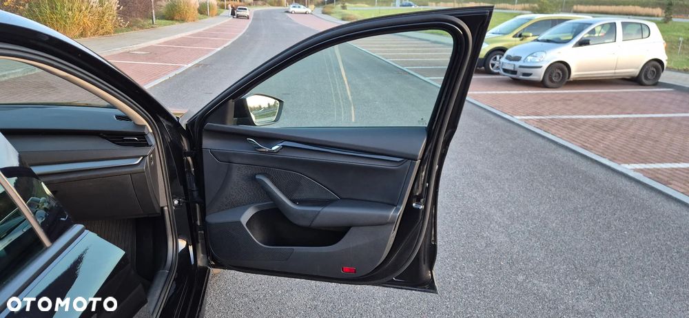 Skoda Octavia 1.0 TSI e-Tec Ambition DSG - 17