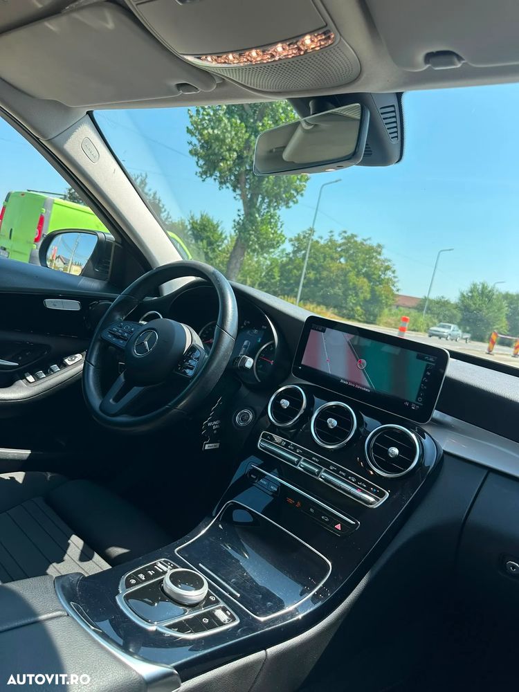 Mercedes-Benz C - 30