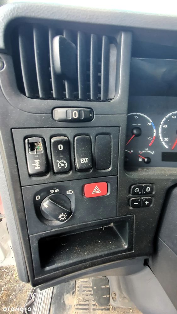 Scania P270 4x2 - 18