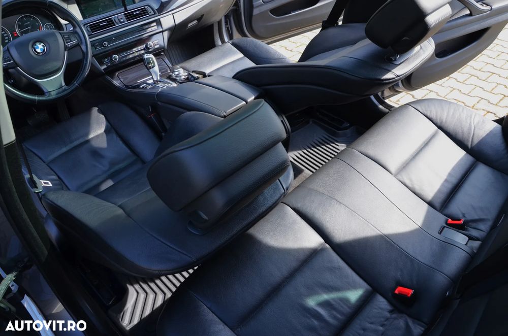 BMW Seria 5 520d Aut. Luxury Line - 22