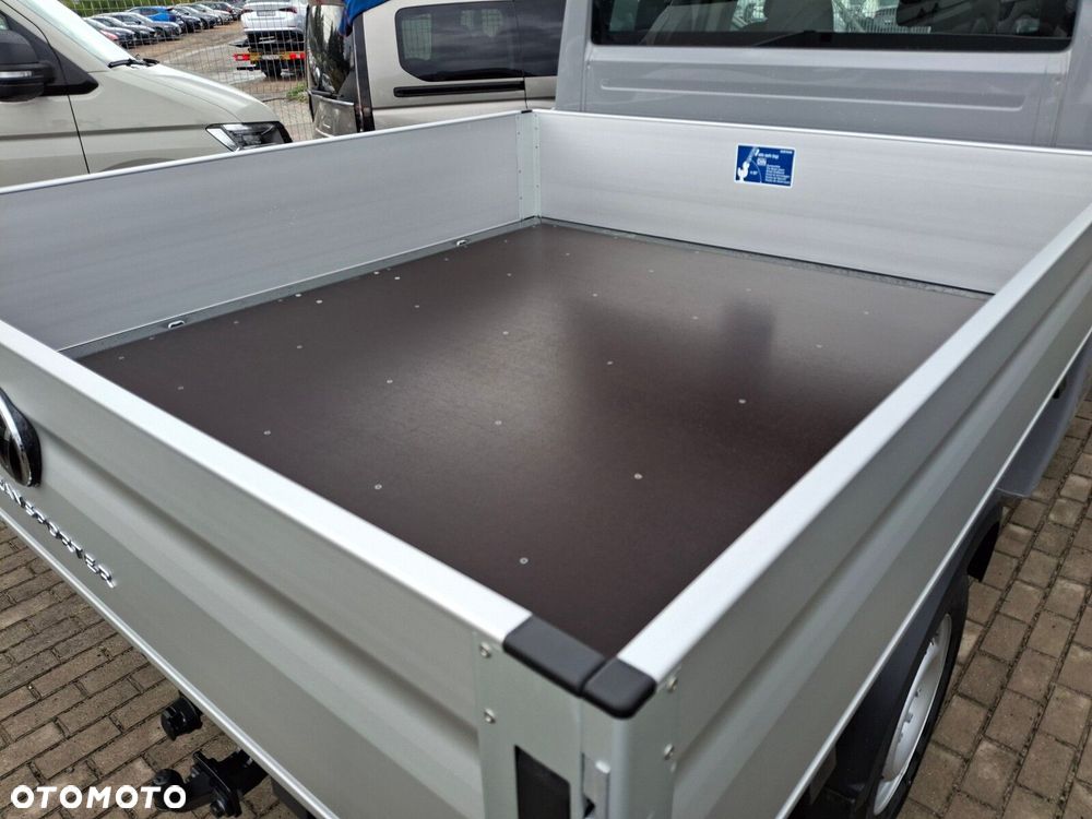 Volkswagen Transporter - 8