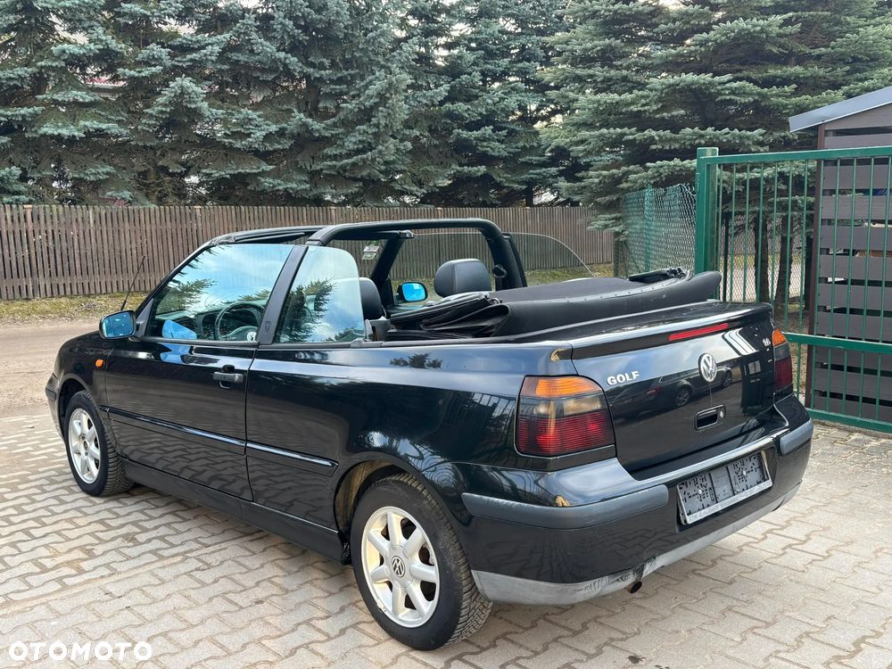 Volkswagen Golf Cabrio - 3