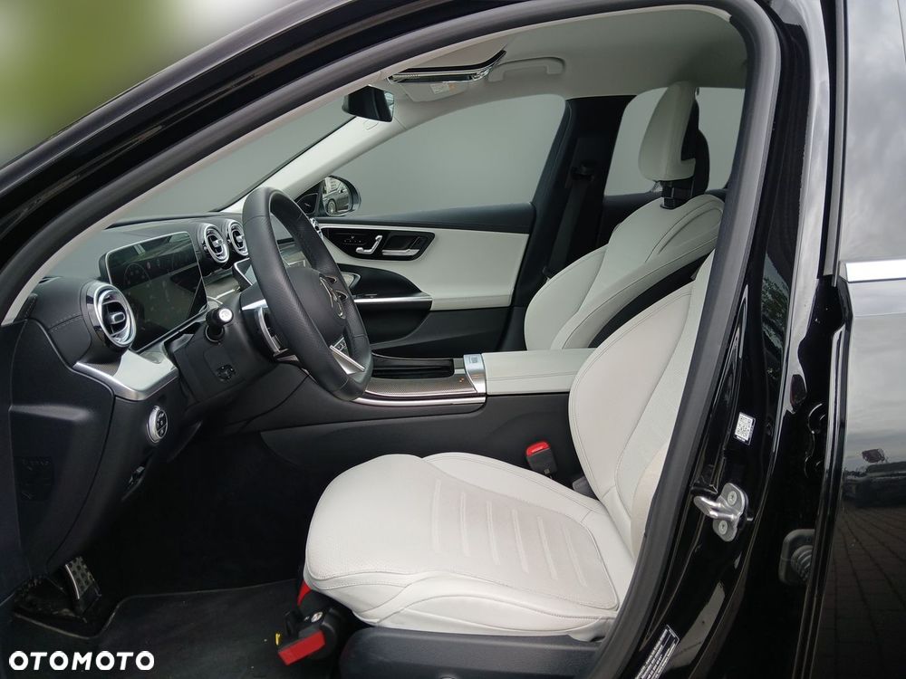 Mercedes-Benz Klasa C 300 d mHEV 4-Matic AMG - 14