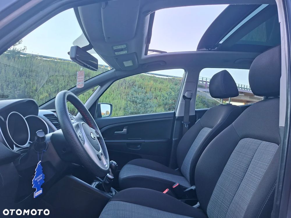 Kia Venga 1.4 CVVT Titanium Collection - 35