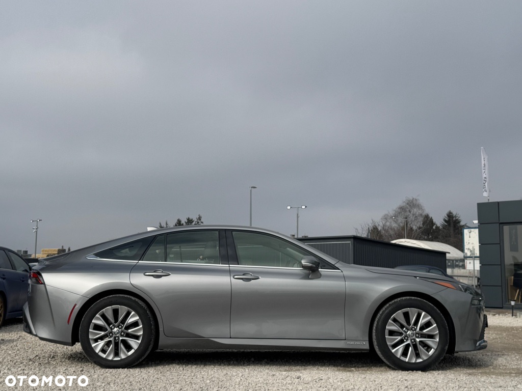 Toyota Mirai - 3