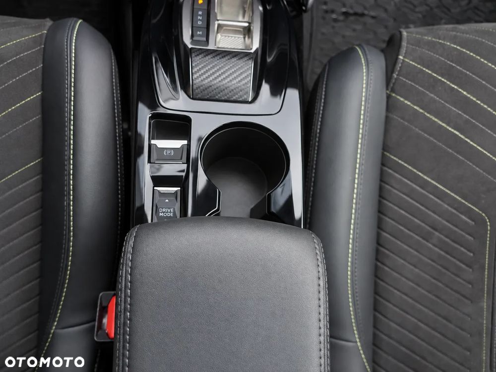 Peugeot 2008 1.2 PureTech GT S&S EAT8 - 26