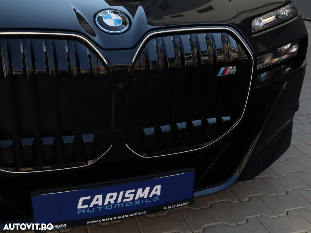 BMW M7 M760e xDrive - 11
