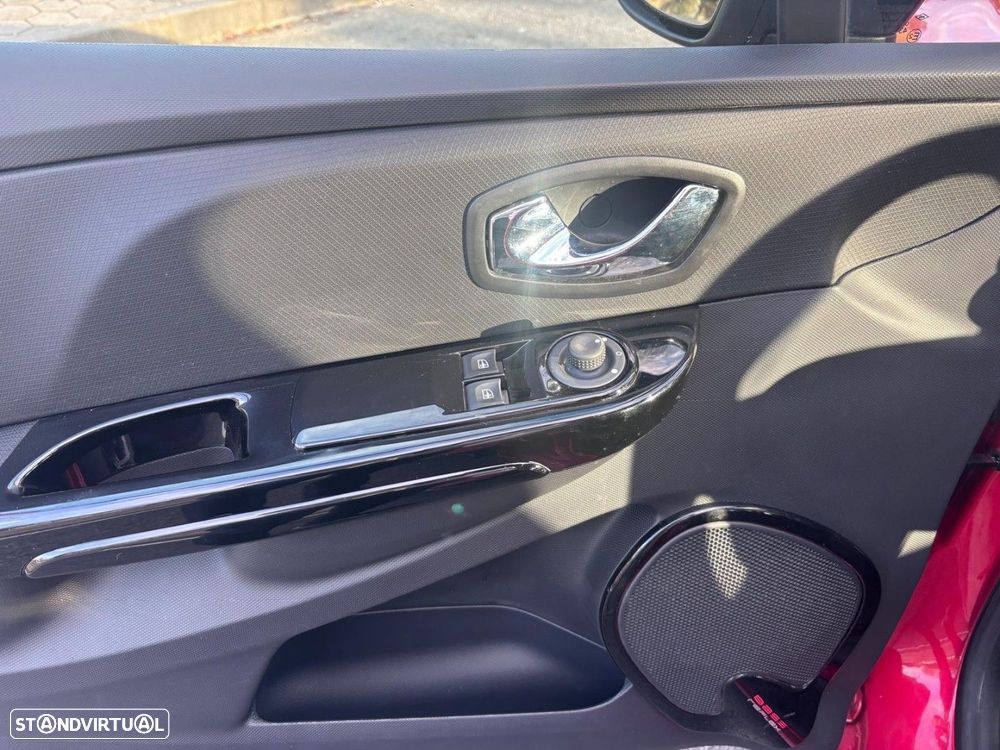 Renault Clio 0.9 TCE Dynamique S - 16