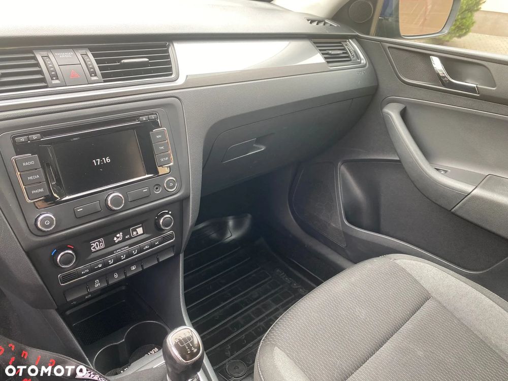 Skoda RAPID 1.6 TDI DPF Ambition - 11