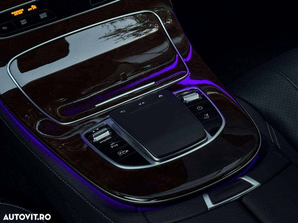 Mercedes-Benz E 300 de 9G-TRONIC Exclusive - 22