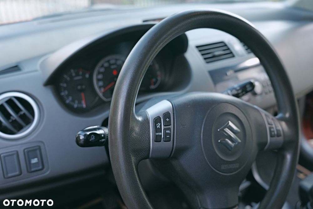 Suzuki Swift - 18