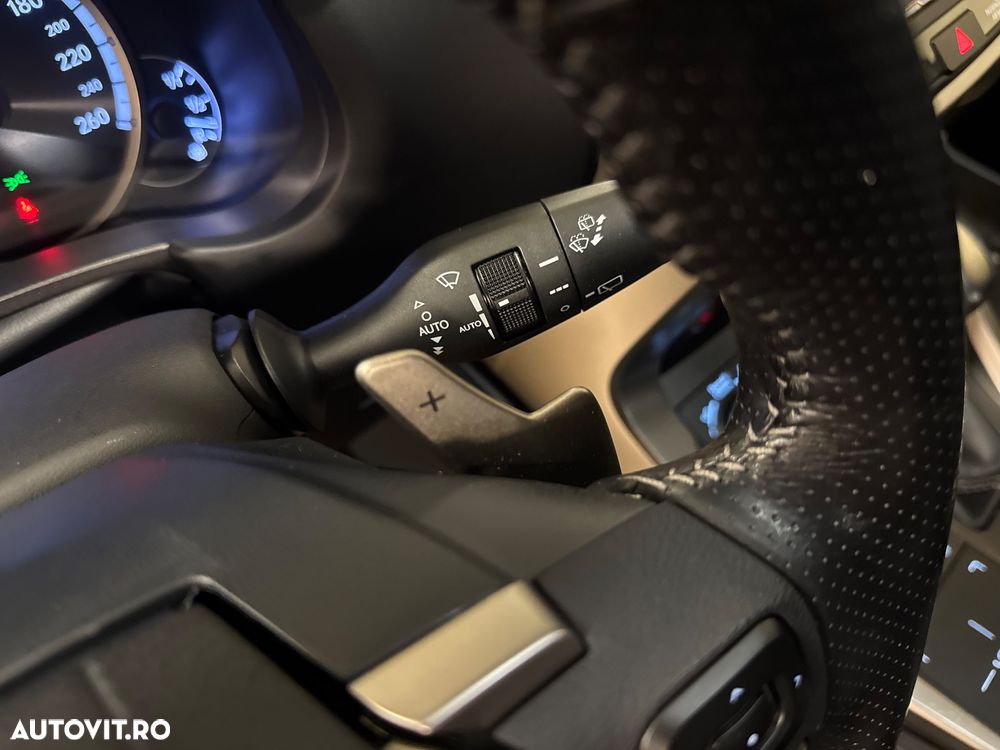 Lexus Seria NX 300h AWD F Sport - 17