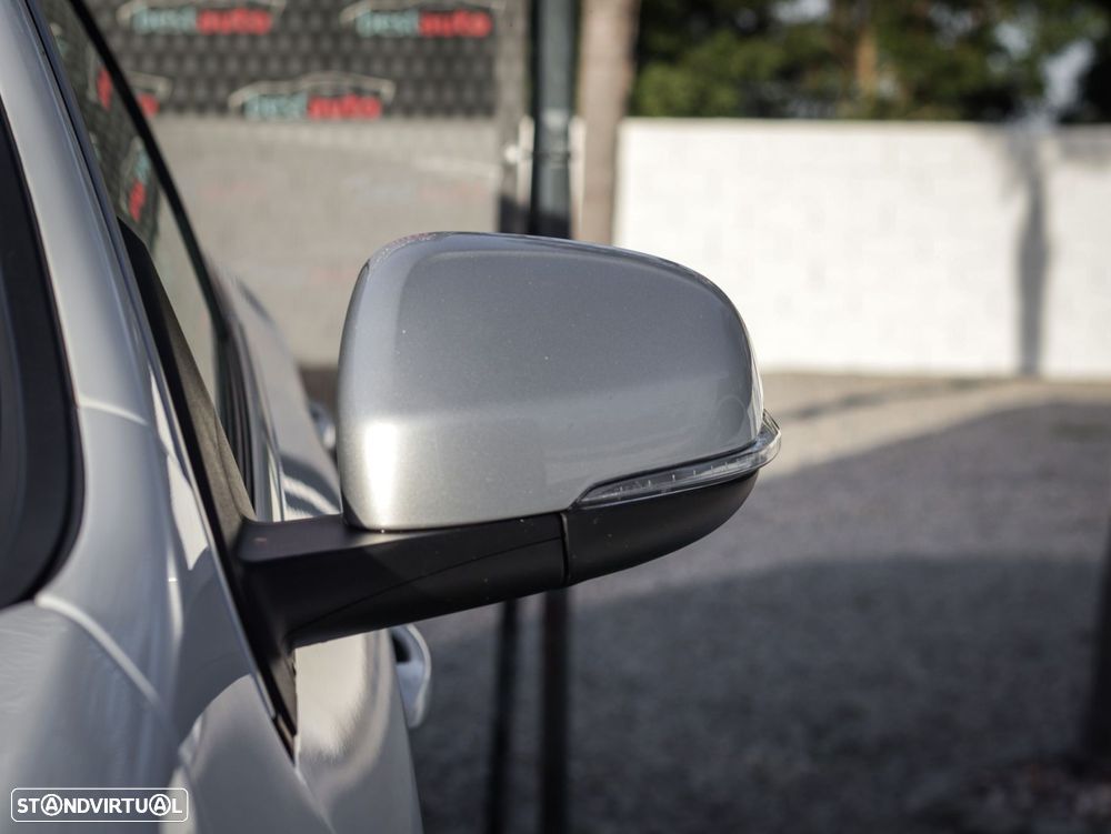 Volvo V60 2.0 D2 R-Design - 13