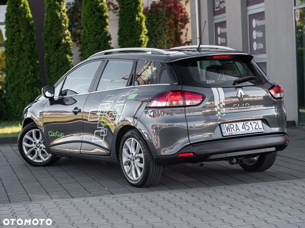 Renault Clio - 9