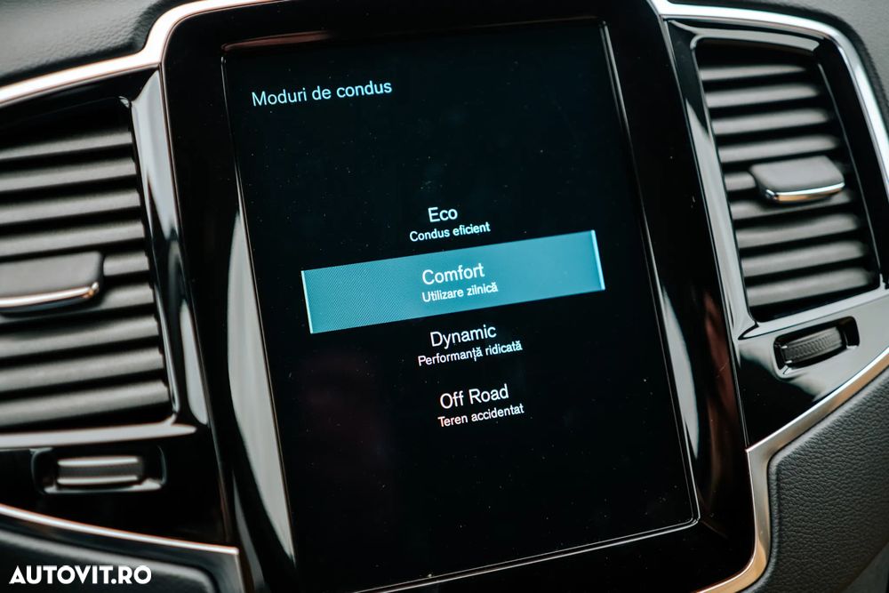 Volvo XC 90 B5 D AWD Geartronic Inscription - 25