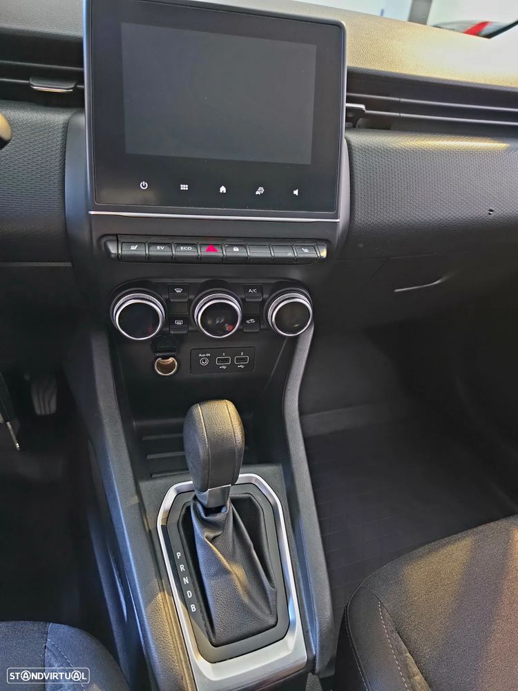 Renault Clio 1.6 E-Tech Edition One - 17
