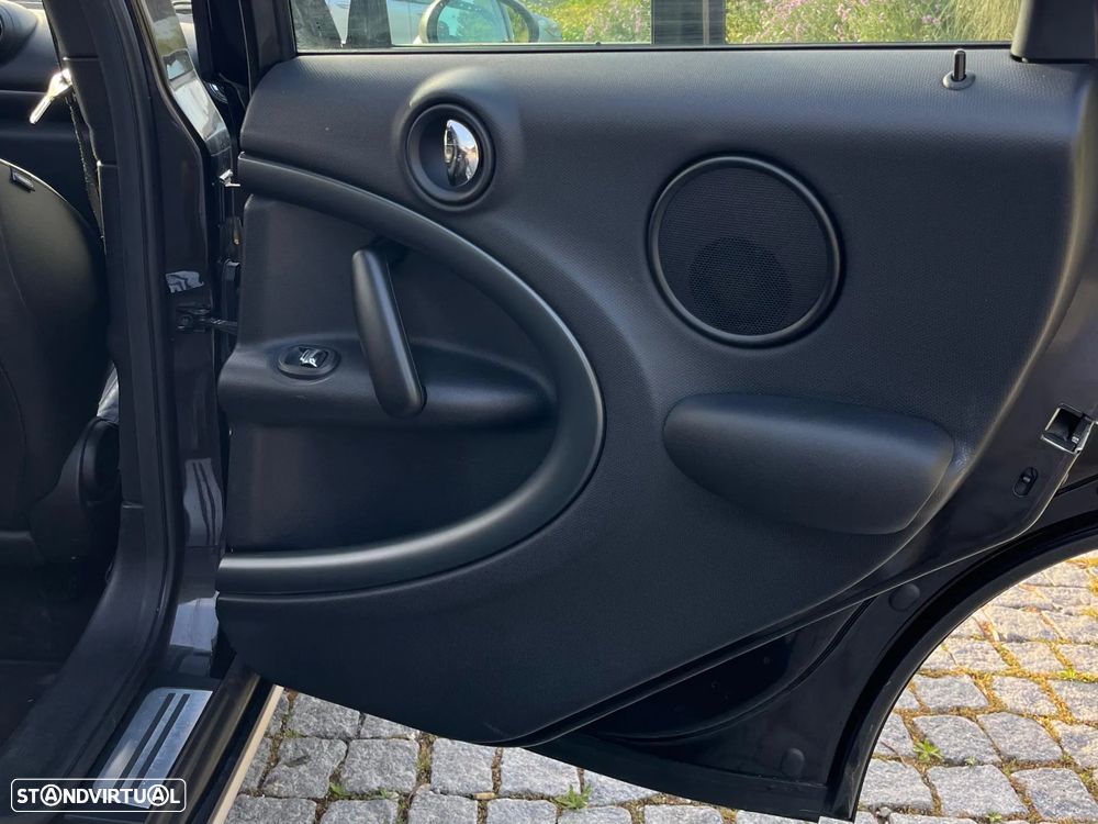 MINI Countryman Cooper SD ALL4 - 33