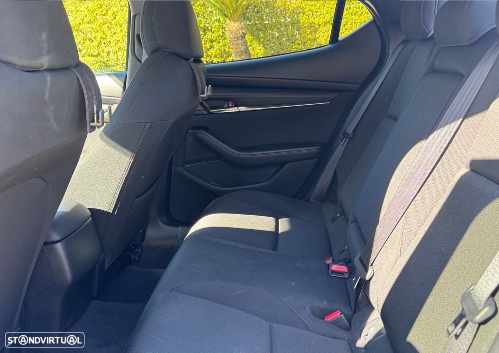 Mazda 3 2.0 e-Skyactiv-G Homura AT - 12