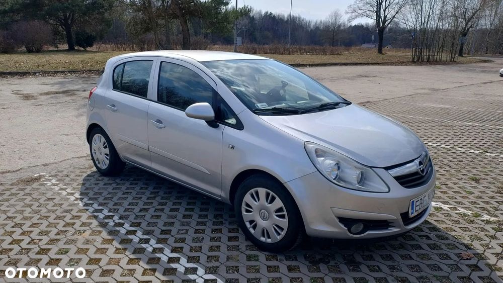 Opel Corsa 1.2 16V Cosmo - 1