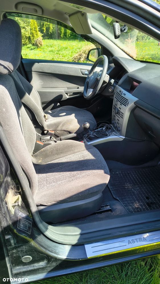 Opel Astra 1.4 Enjoy - 17