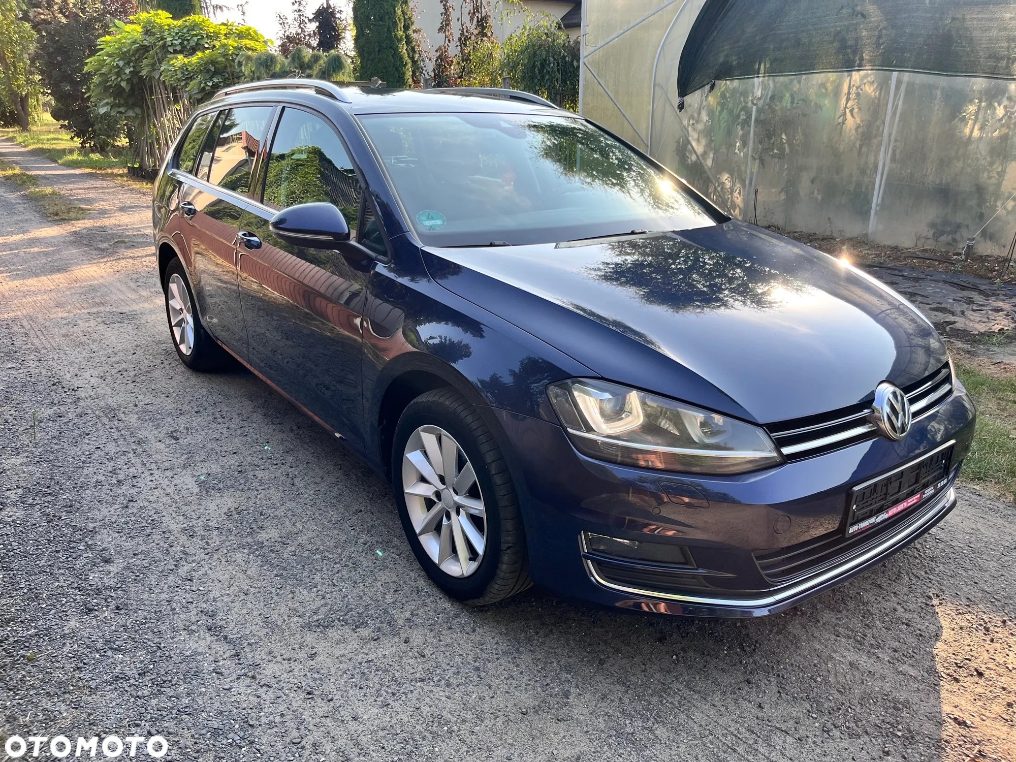 Volkswagen Golf 2.0 TDI BlueMotion Technology DSG Highline - 4