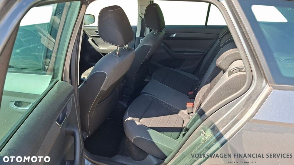 Skoda Fabia 1.0 TSI Ambition Plus - 10