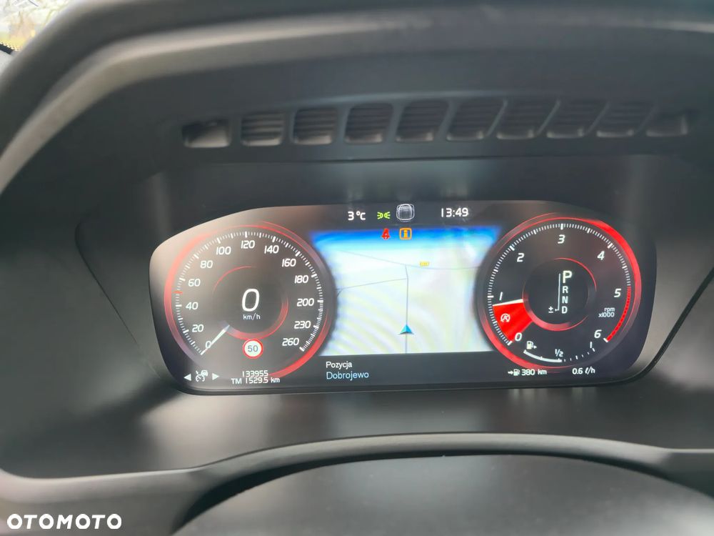 Volvo XC 90 D5 AWD Geartronic RDesign - 21