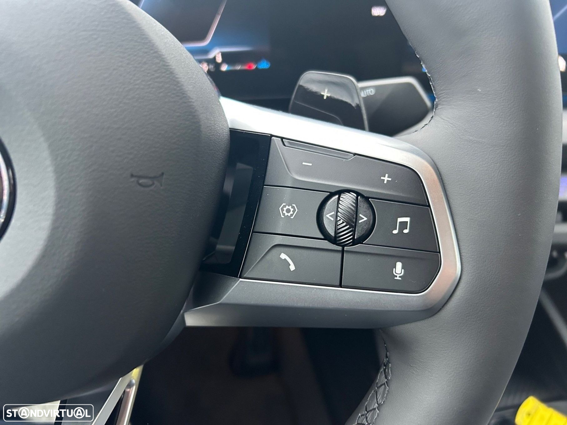 BMW 220-gran-coupe d Pack Desportivo M - 19