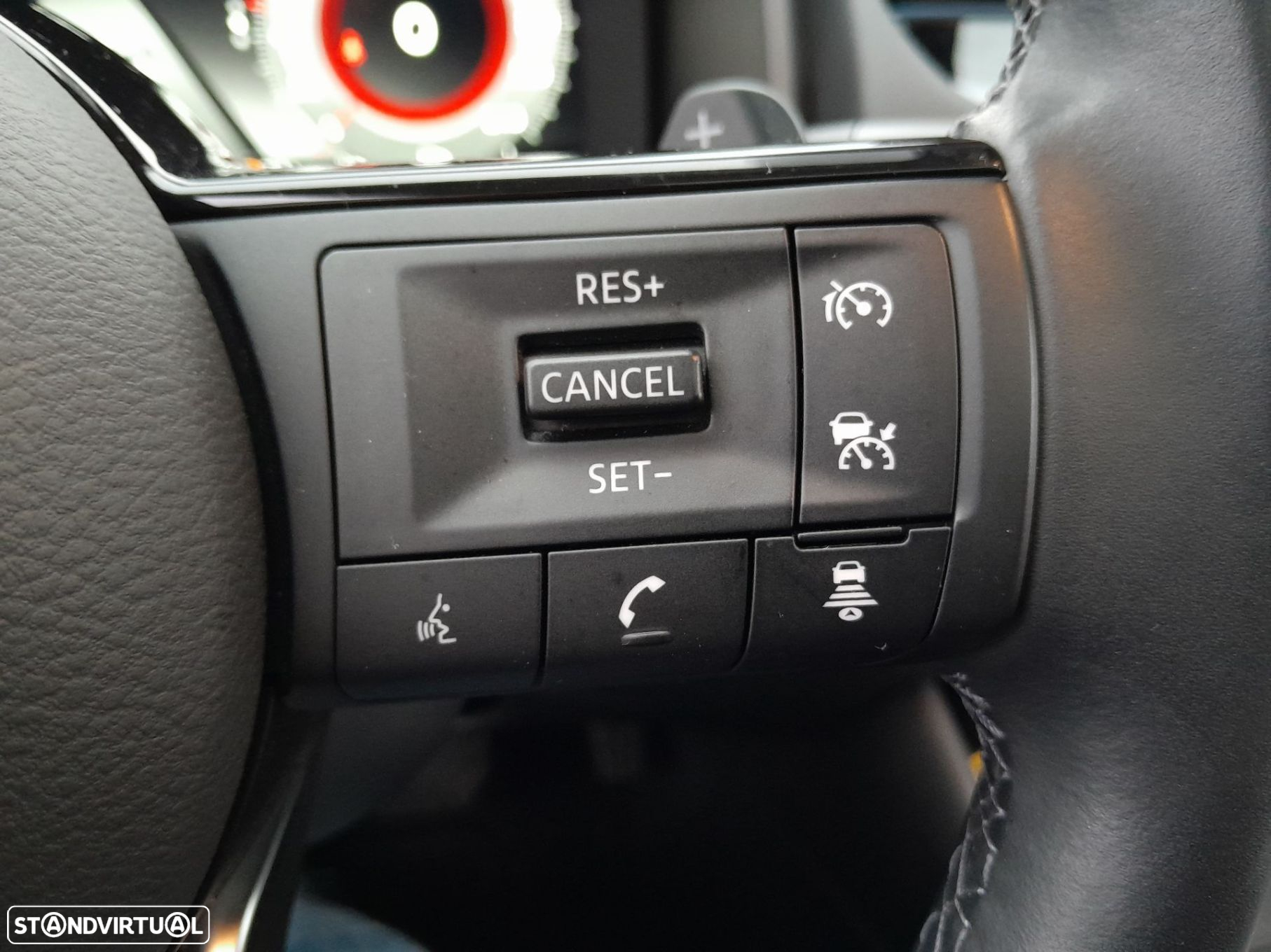 Nissan Qashqai 1.3 DIG-T N-Connecta LED+TT+SKY - 10